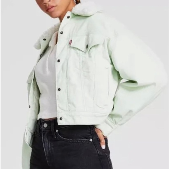 Levi's Jacket Sherpa Baby Trucker NEW
Corduroy Meadow Mist sherpa collar 1X - Picture 6 of 6